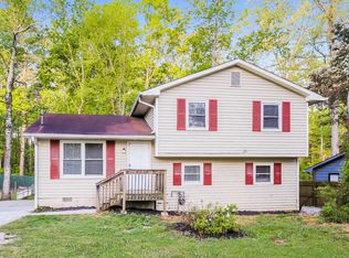 299 Cedar Ridge Trl, Lawrenceville, GA 30046