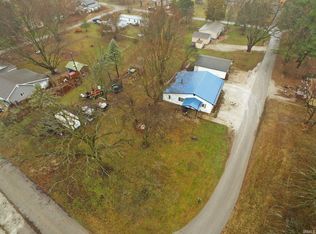 402 N Indiana St, Colfax, IN 46035