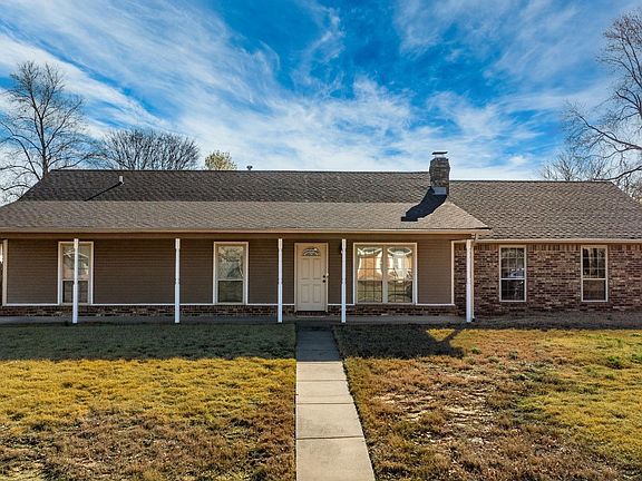 2nd image of 2914 Joanna Dr