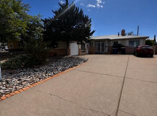 1205 Valencia Dr NE, Albuquerque, NM 87110
