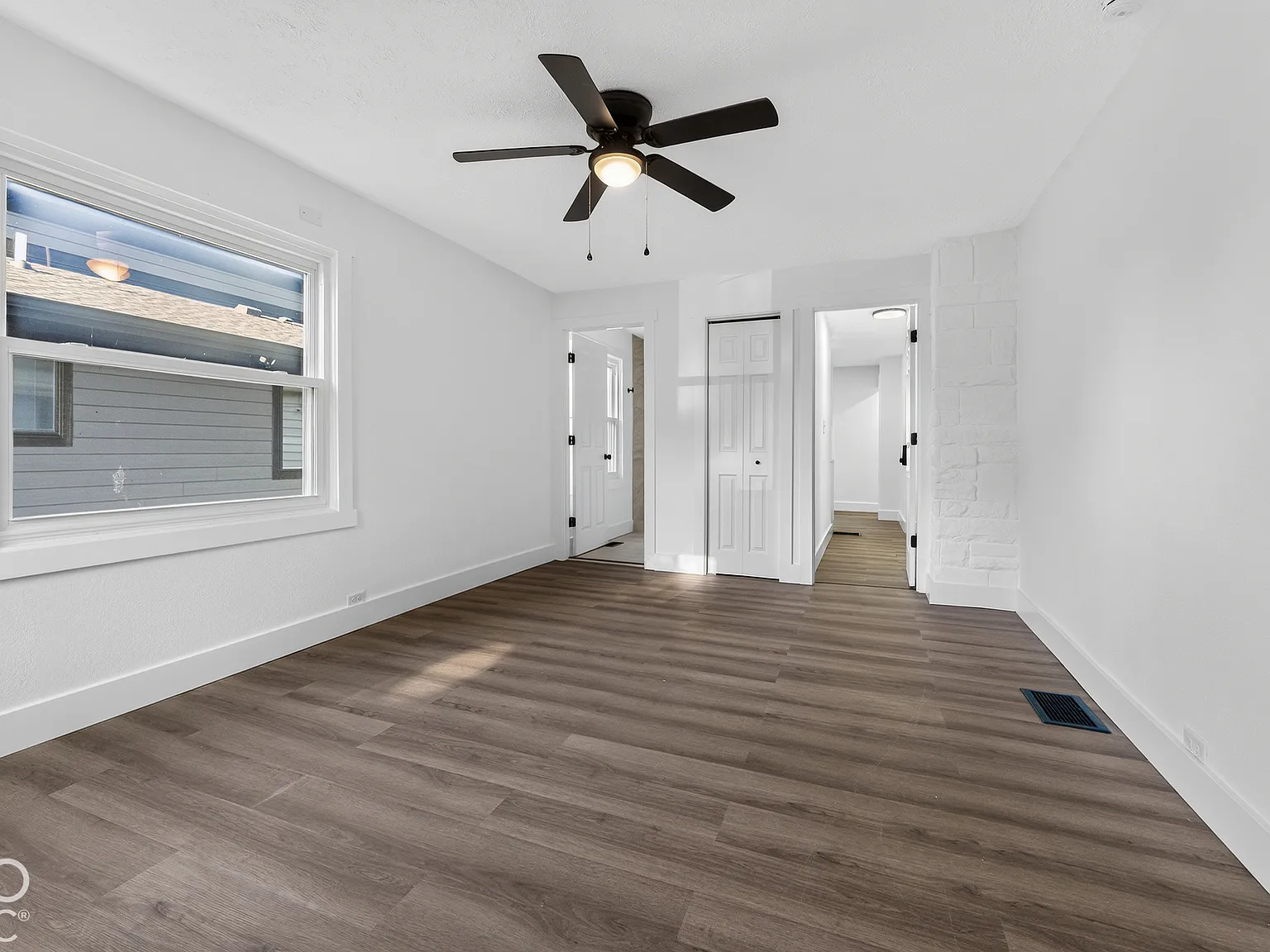 2 bed, 3.0 bath, 1728 sqft, $1,900 — Photo 3