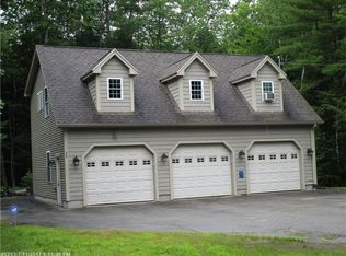 29 Rankin St, Springvale, ME 04083