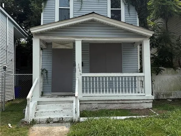 1666 Hunter St, Norfolk, VA 23504