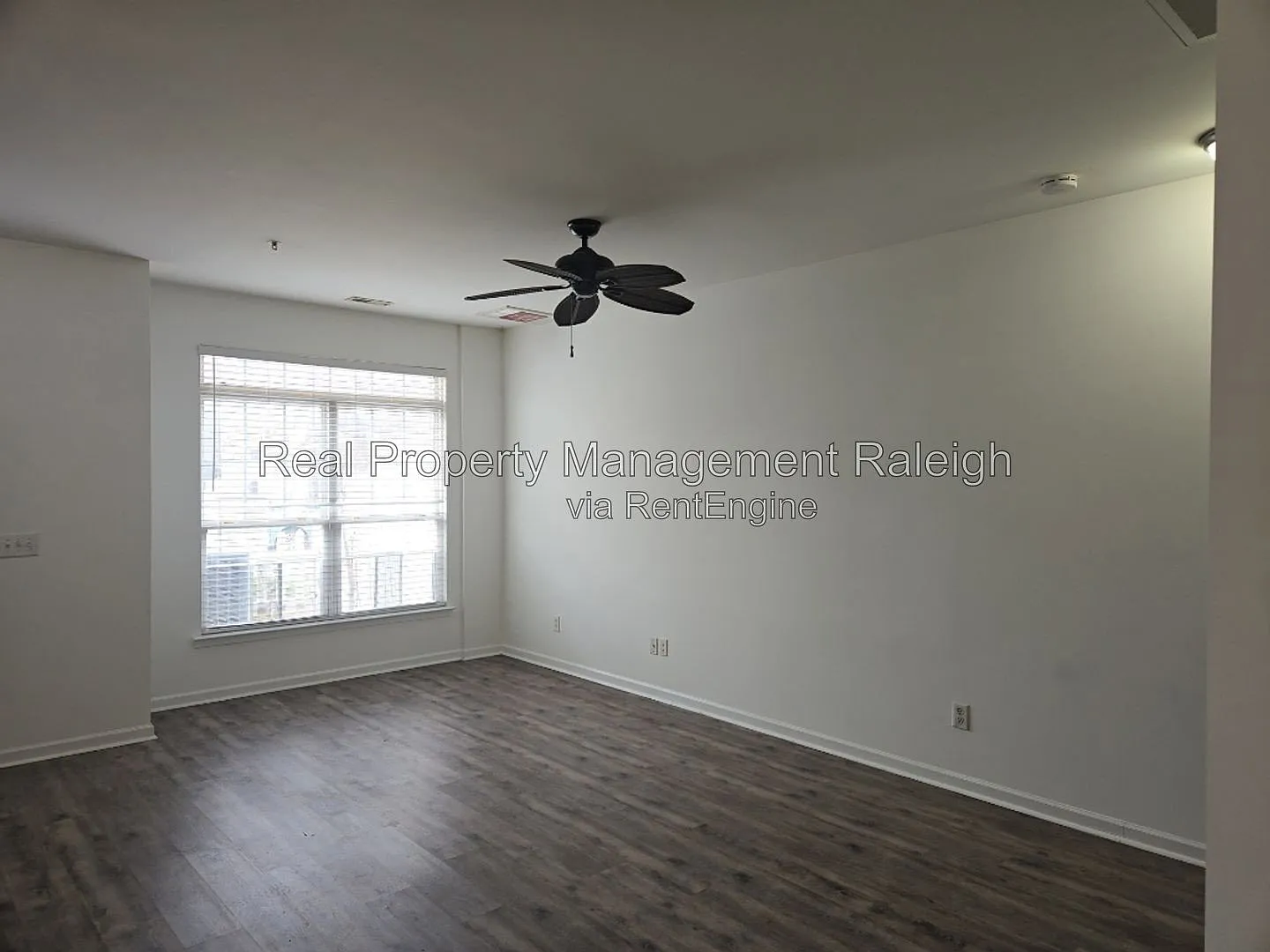 3 bed, 2.5 bath, 1740 sqft, $1,650 — Photo 2