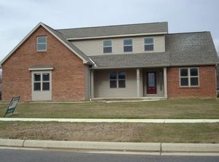 172 Carlee Ln, Findlay, OH 45840