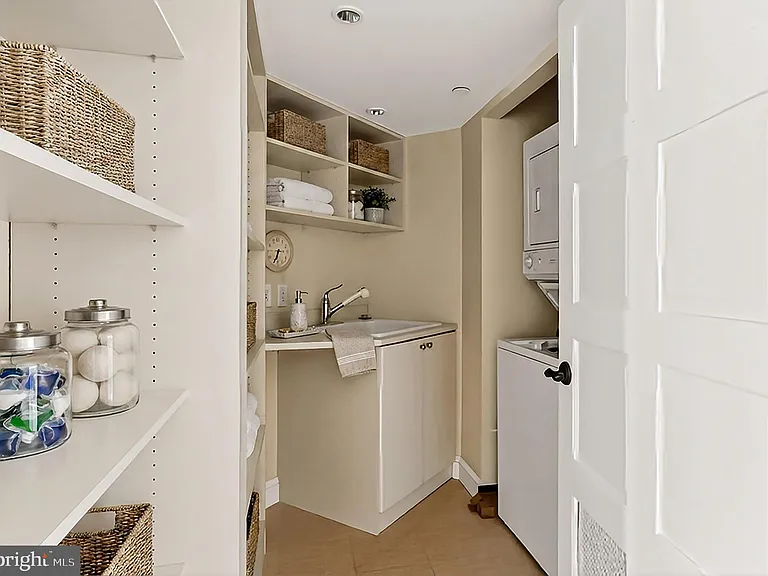 2181 Jamieson Ave #1803 — Photo 43