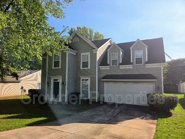 5325 Timbertop Ln, Charlotte, NC 28215