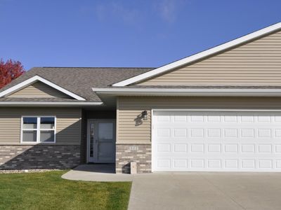 802 Escalade Ln SE, Owatonna, MN, 55060