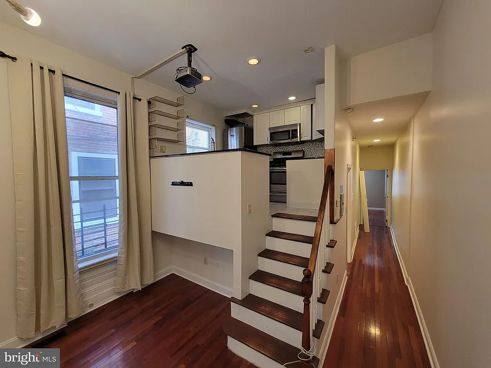 1828 Green St #-1R