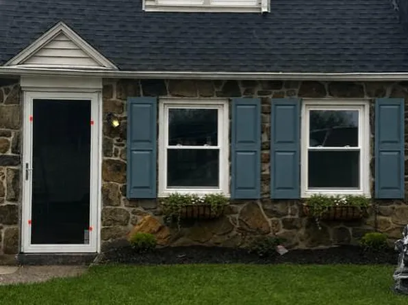 885 Woodlawn Ave, Phoenixville, PA 19460