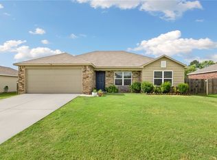 2593 Sebright Ave, Springdale, AR 72764