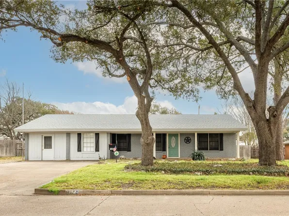 1407 Skrivanek Dr, Bryan, TX 77802