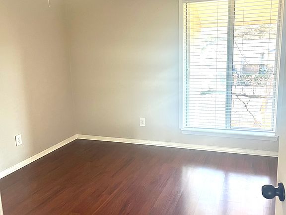 1st bedroom
