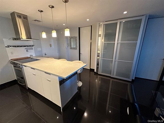 2nd image of 360 Shore Road #2G