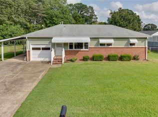 1017 Shore Rd, Chesapeake, VA 23323