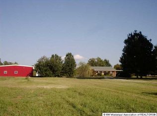 398 Bowen Rd, Sardis, MS 38666