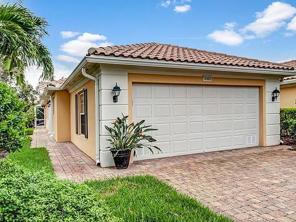 2nd image of 15405 Queen Angel Way