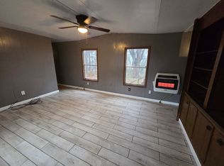 15 Wall St, Waco, GA 30182