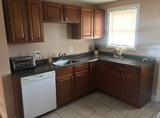 439 Fairview Ave, Coventry, RI 02816