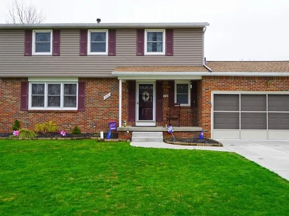 3967 Nottingham Ter, Hamburg, NY 14075