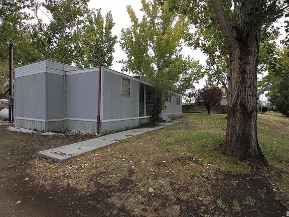 3rd image of 16 Pinto Dr