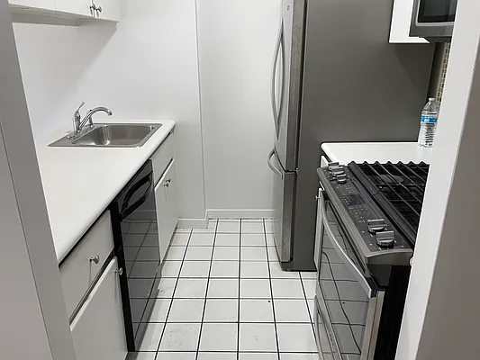 Rented by JSG Realty Corp | media 13