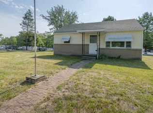 301 N West St, Lowell, MI 49331