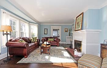2nd image of 264 N Mountain Ave