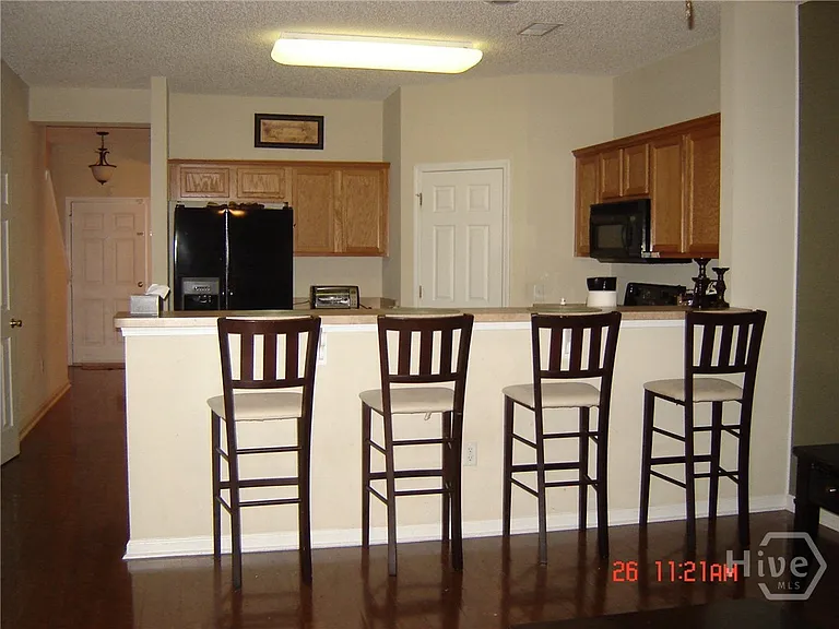 10 Travertine Cir — Photo 3