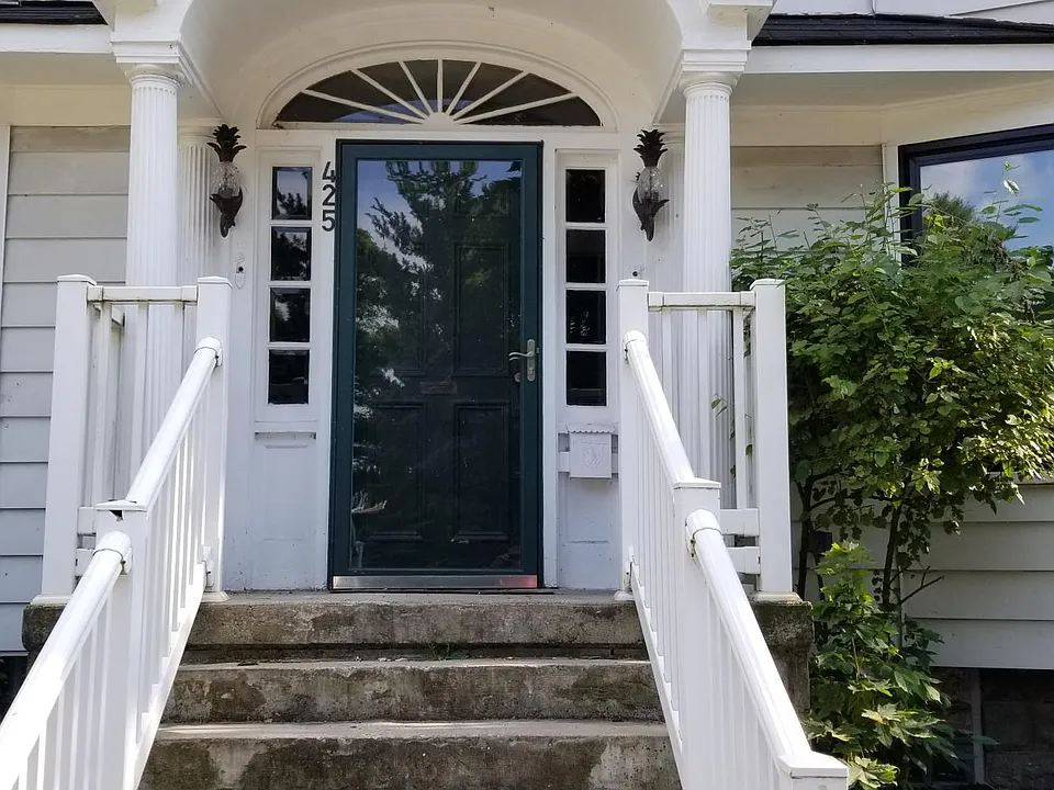 Just a Few Steps to Your New Home!