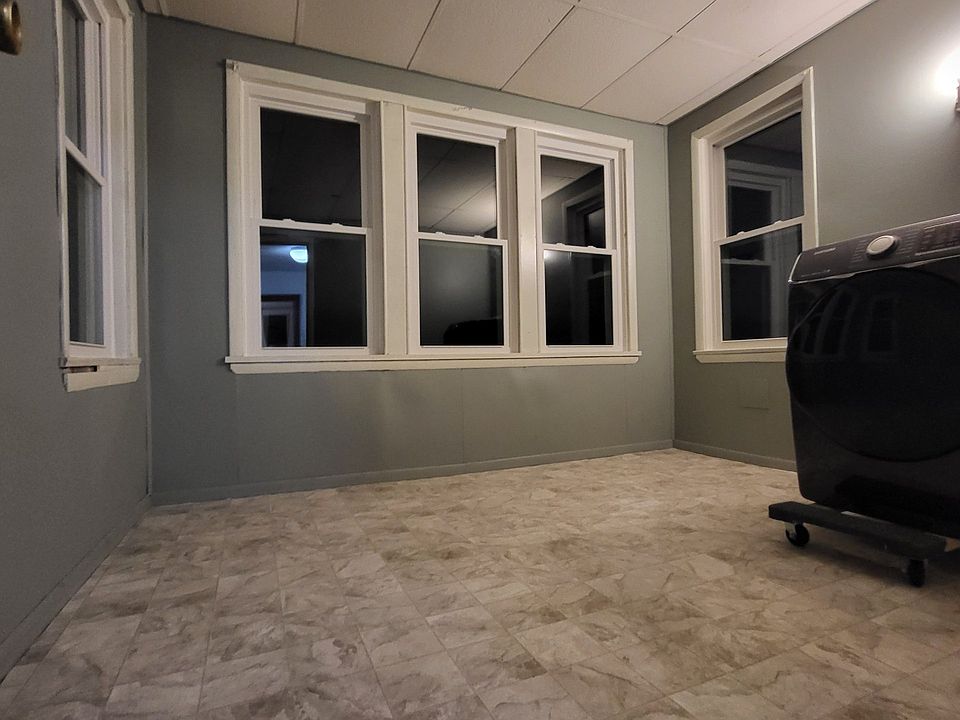 2nd image of 4004 Balboa Ave