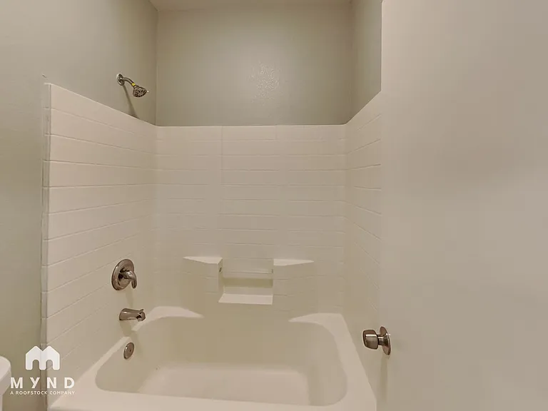2500 Birds Nest Cactus Ct — Photo 18