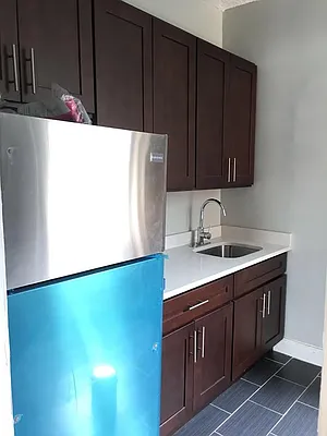 Rented by Lang Realty LLC | media 15