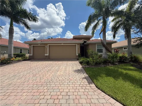 3351 Banyon Hollow LOOP, NORTH FORT MYERS, FL 33903