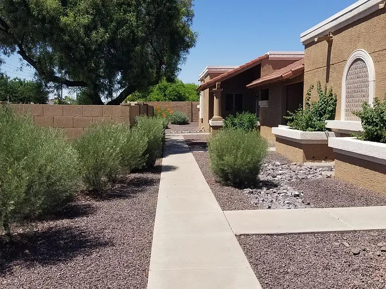 20420 N 6th Dr #5 — Photo 31