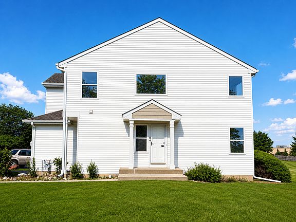 2nd image of 2112 Orchard Ln
