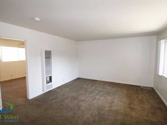4th image of 275 Bellerose Dr #2