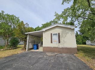 2752 Ray Blvd #225, Traverse City, MI 49686