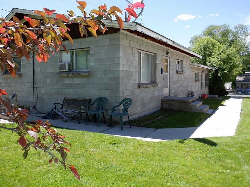 1st image of 802 Ouderkirk Ave
