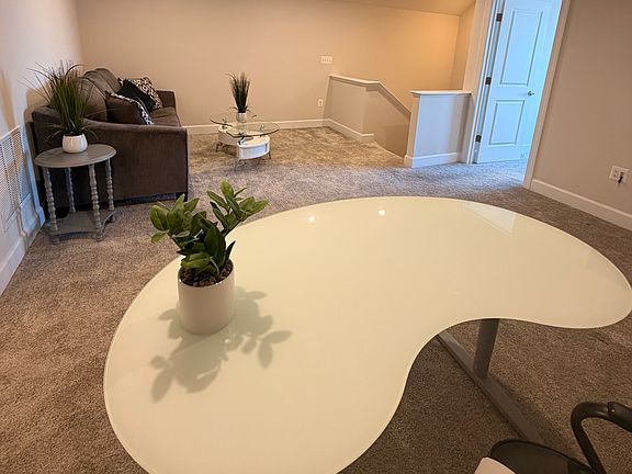 4th image of 401 Coastal Ave #3