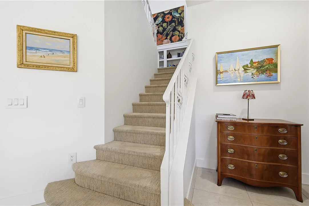 3 bed, 2.5 bath, 2026 sqft, $7,000 — Photo 4