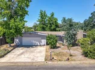 1352 Norman Dr, Redding, CA 96002