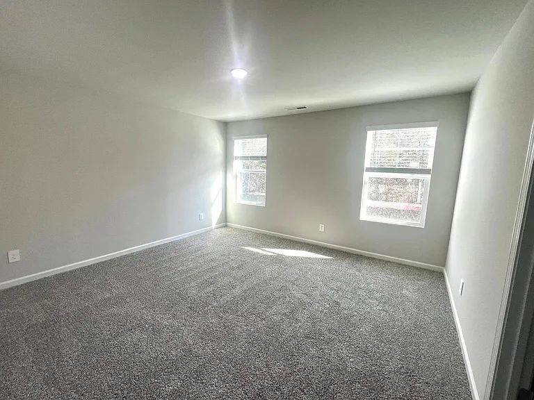 639 Rolling Fields Dr #1 — Photo 8