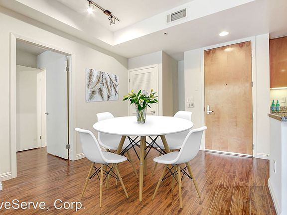 5th image of 65 W Dayton St #3464111