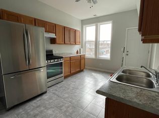 1421 W 17th St #3, Chicago, IL 60608
