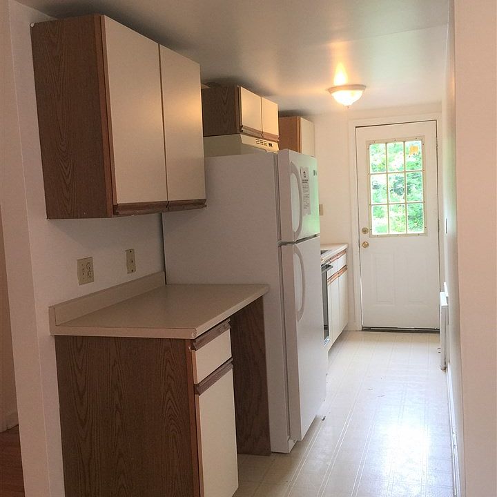 1st image of 225 S Allen St #2R