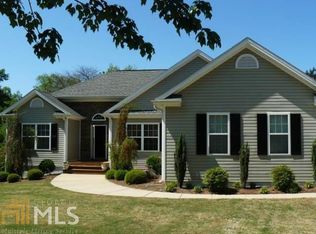 39 Coalson Ct, Newnan, GA 30263