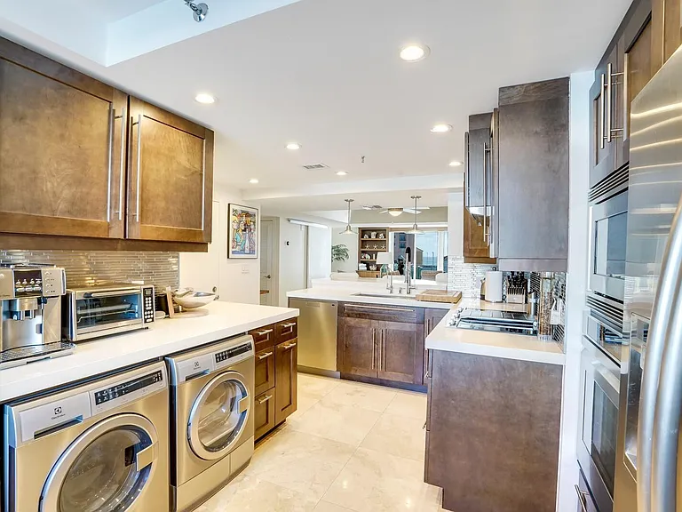 77 S Birch Rd #8C — Photo 12