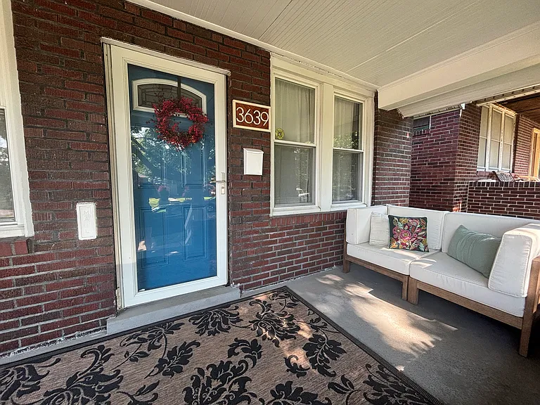 3639 Holt Ave — Photo 2
