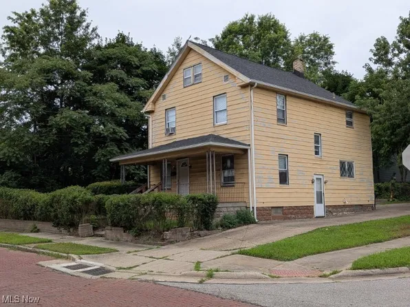 1129 7th Ave, Akron, OH 44306